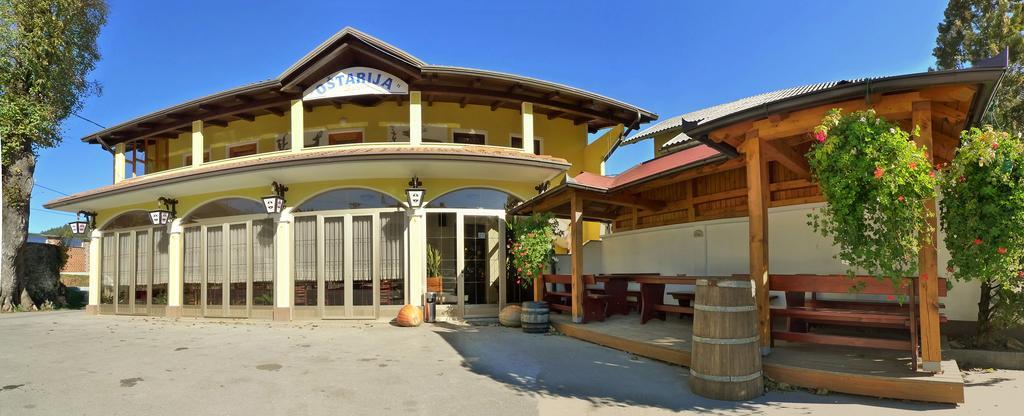 Bed And Breakfast Spelca Pivka Exterior foto